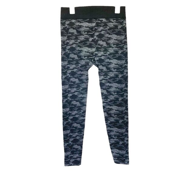 Time And Tru Womens Pants Size Plus XXL Size 20 Gray High Waist Fleece Camo - Picture 2 of 13